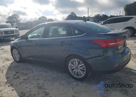 2018 Ford Focus Titanium z USA, uszkodzony, nr VIN 1FADP3J2XJL294656